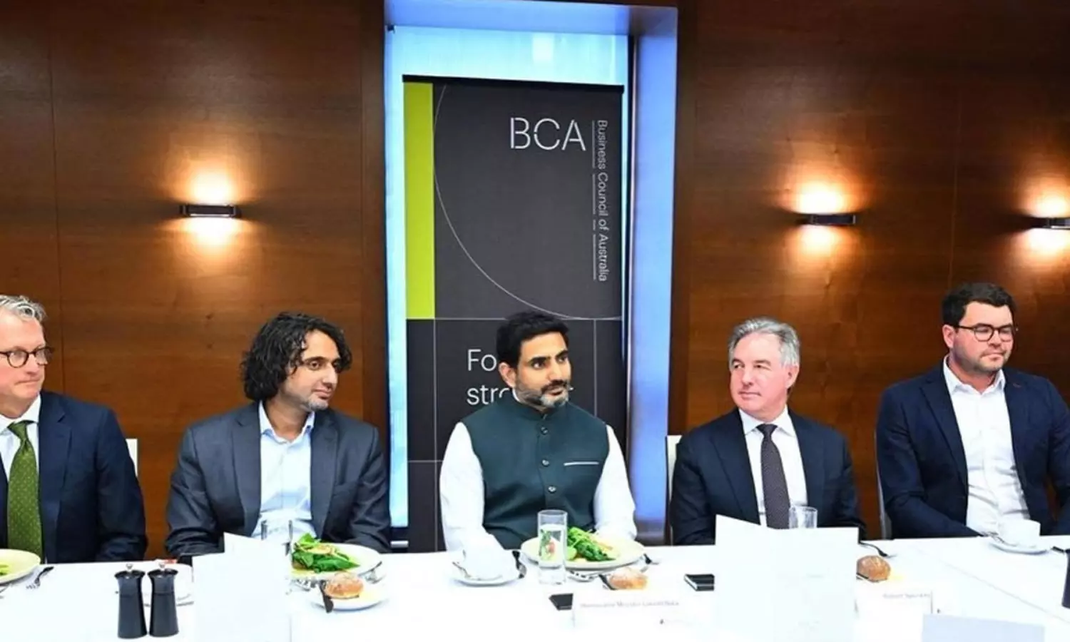 ఏపీకి పెట్టుబడులు...సీక్రెట్ చెప్పిన లోకేష్