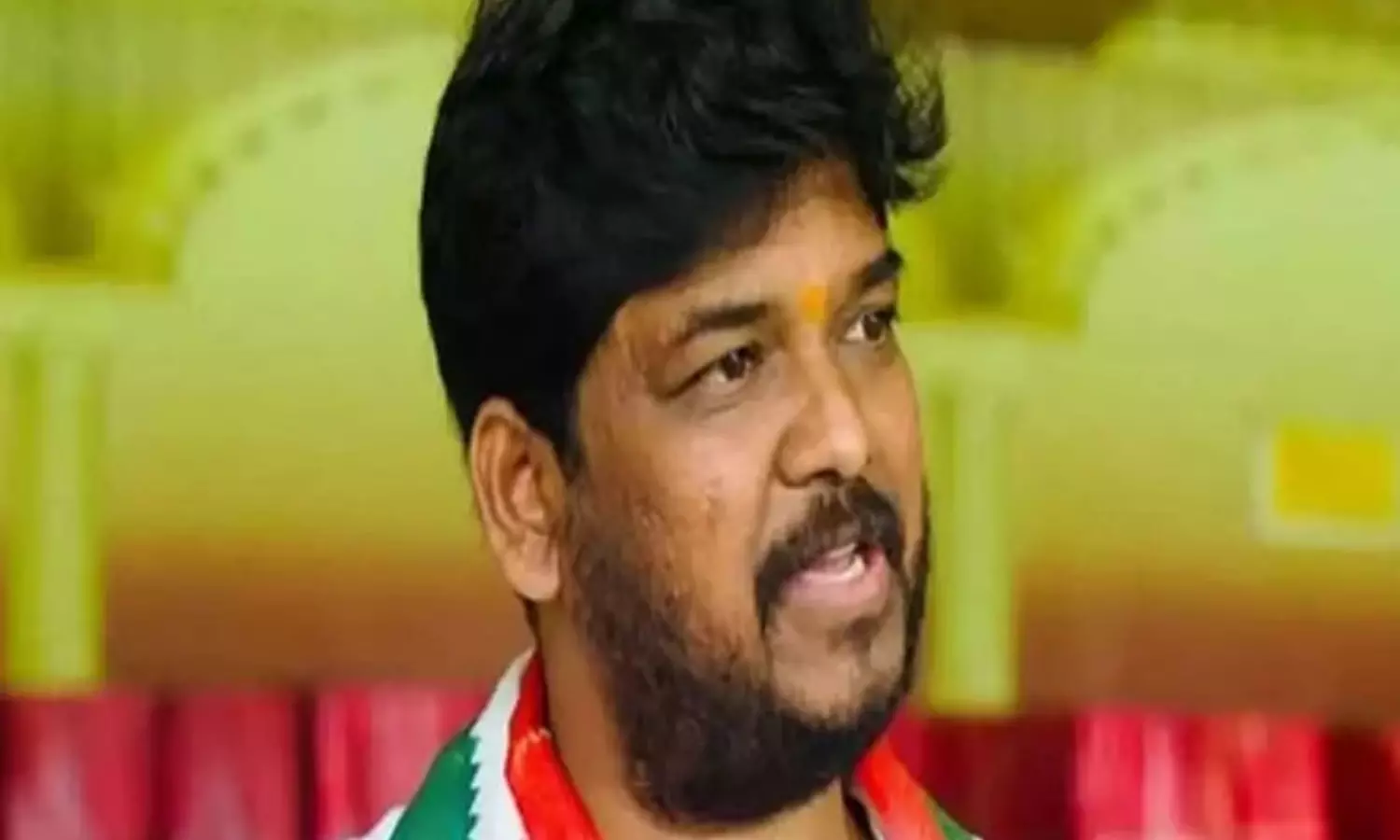 జూబ్లీ హిల్స్ హీట్ : నవీన్ కి సింపతీ వర్కౌట్ అవుతోందా ?