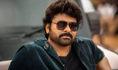 మెగాస్టార్ నో చెప్పలేని కథతో వచ్చాడా..?