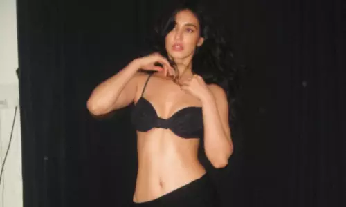 హాట్ అందాలతో కట్టిపడేస్తున్న దిశా పటానీ!