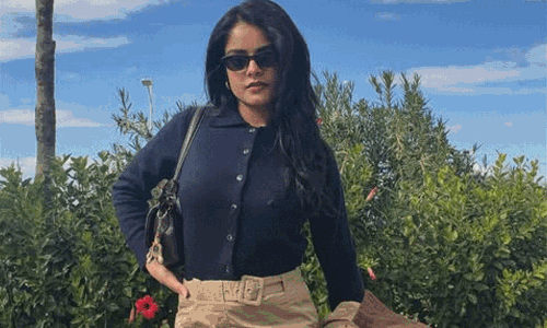 బెస్ట్ టైమ్.. టీమ్ తో సందడి చేస్తున్న ది రాజాసాబ్ బ్యూటీ!