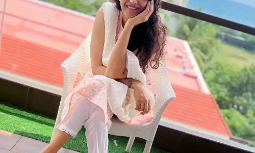 Priya Bhavani Shankar Shares Dazzling Diwali Moment with Her Parents