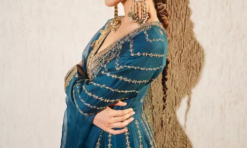 Sreeleela Glows in Festive Blue