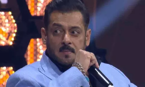 విమర్శలకు చోటు.. నెట్టింట మొదలైన చర్చ! విమర్శలకు చోటు.. నెట్టింట మొదలైన చర్చ!