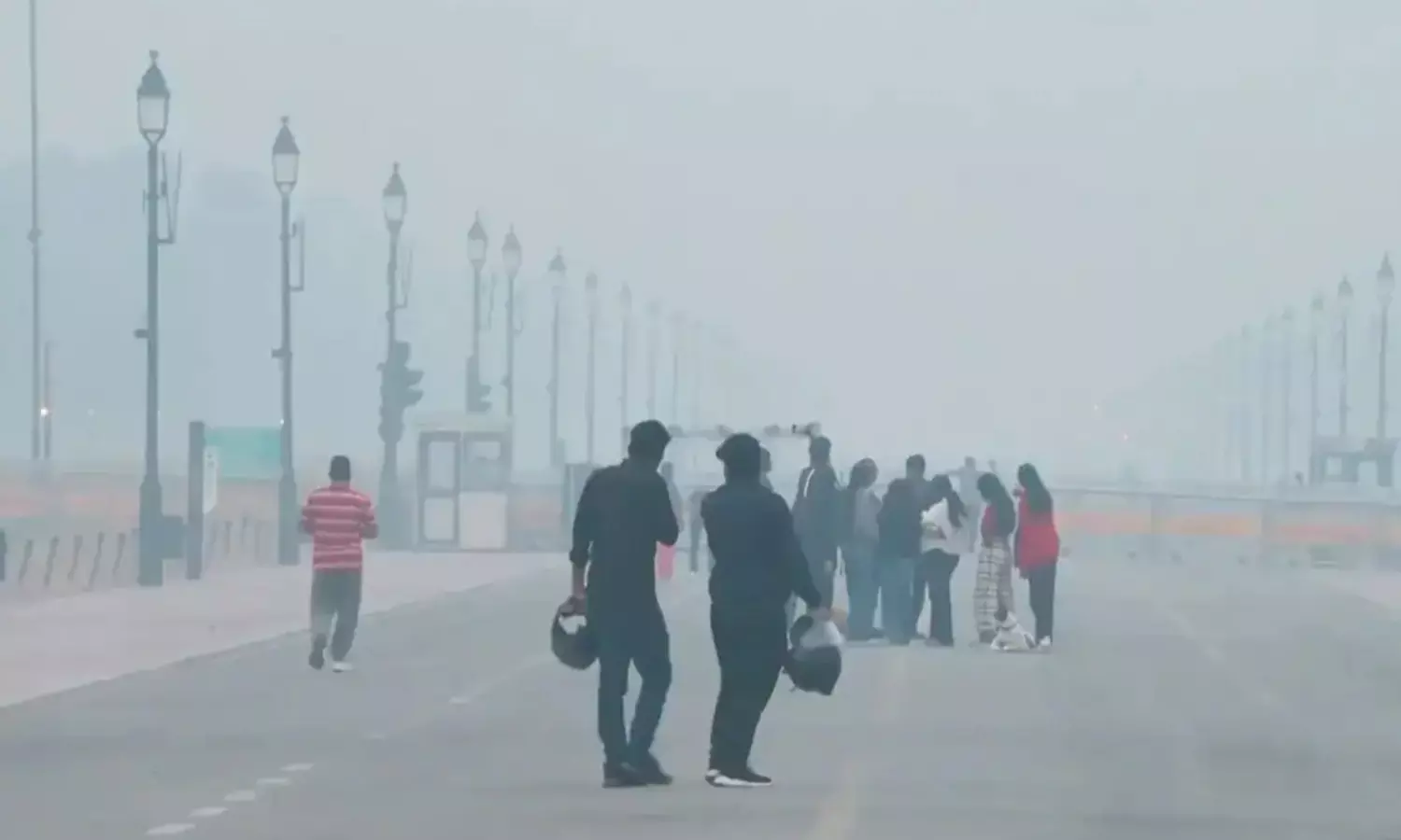 ఢిల్లీ తల్లఢిల్లీ : పీక్స్ కి చేరింది ఢిల్లీ తల్లఢిల్లీ : పీక్స్ కి చేరింది