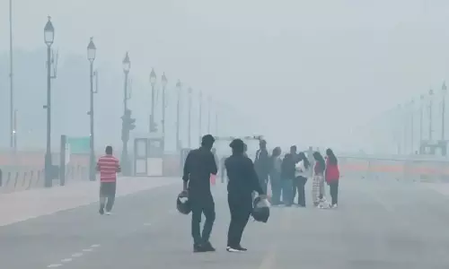 ఢిల్లీ  తల్లఢిల్లీ :  పీక్స్ కి చేరింది