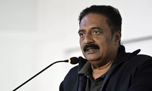 దేశభక్తి మాటల్లో కాదు.. మన మార్కెట్‌లో కనిపించాలి