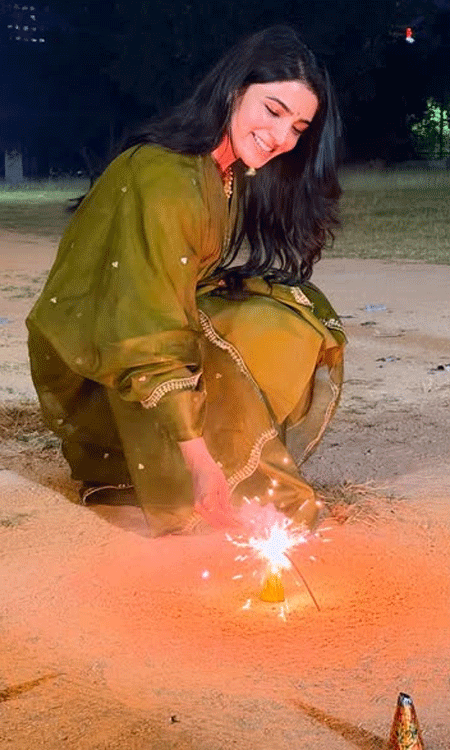 Samantha Ruth Prabhu Enjoys Diwali With Raj Nidimoru