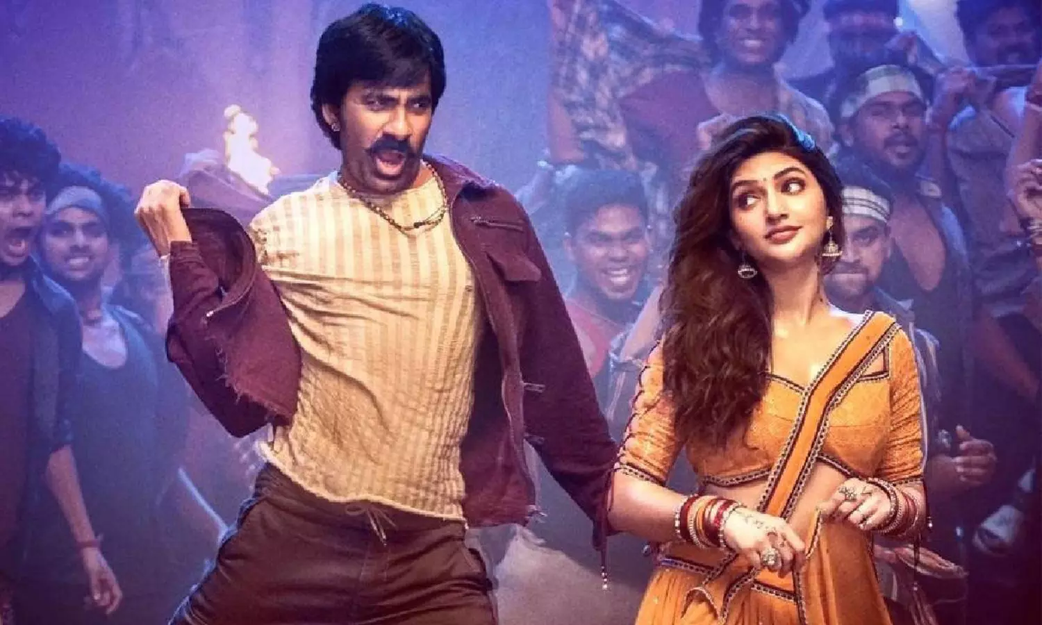 మాస్ జాతర ప్రీమియర్స్.. జనాలు వస్తారా? మాస్ జాతర ప్రీమియర్స్.. జనాలు వస్తారా?