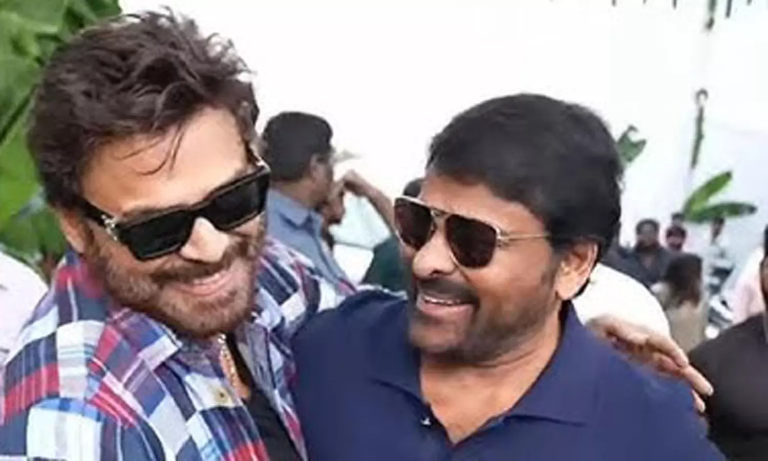 వరప్రసాద్ సెట్ లో పెళ్లి కాని ప్రసాద్..!