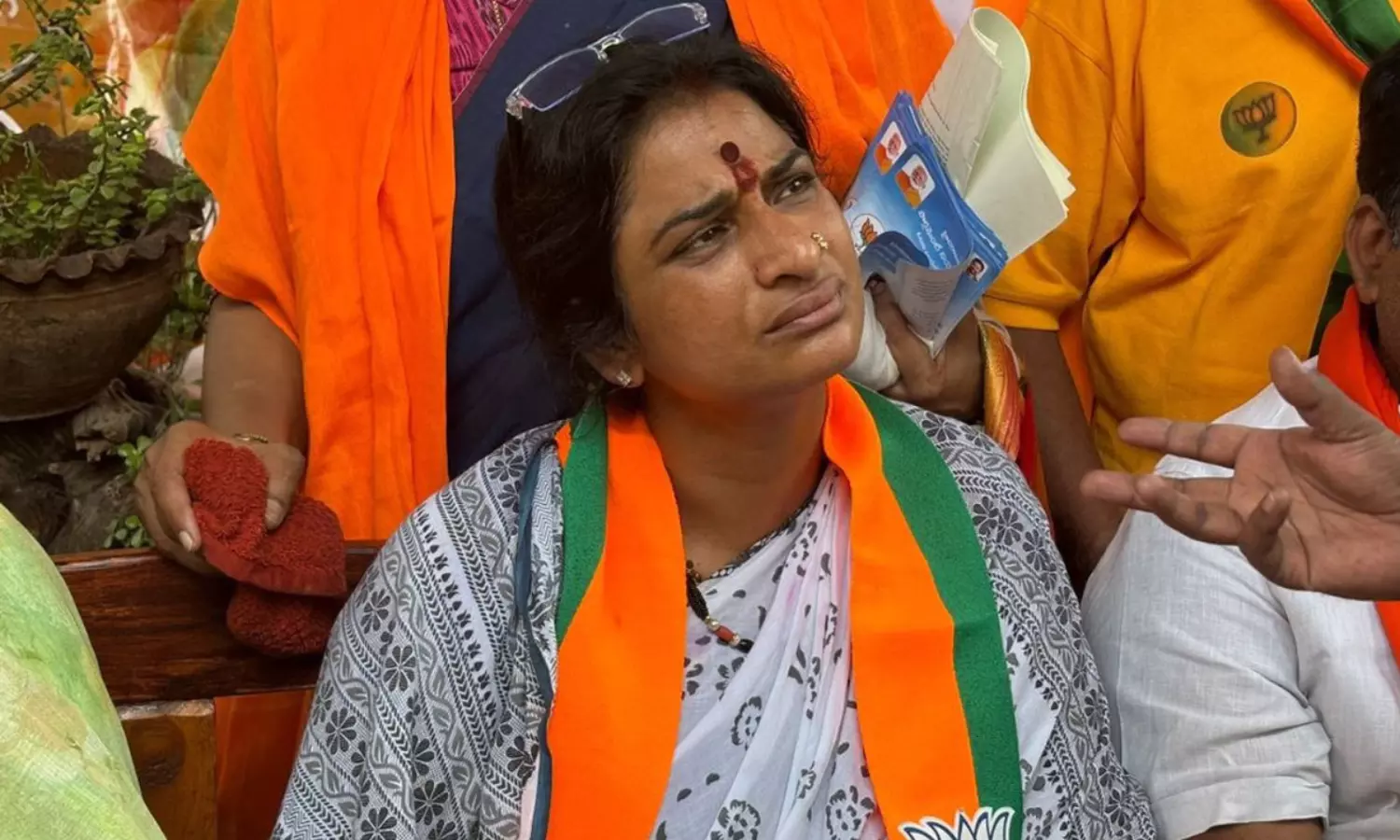 బీజేపీ మాధ‌వీల‌తకు జూబ్లీహిల్స్ లో ఎదురీత