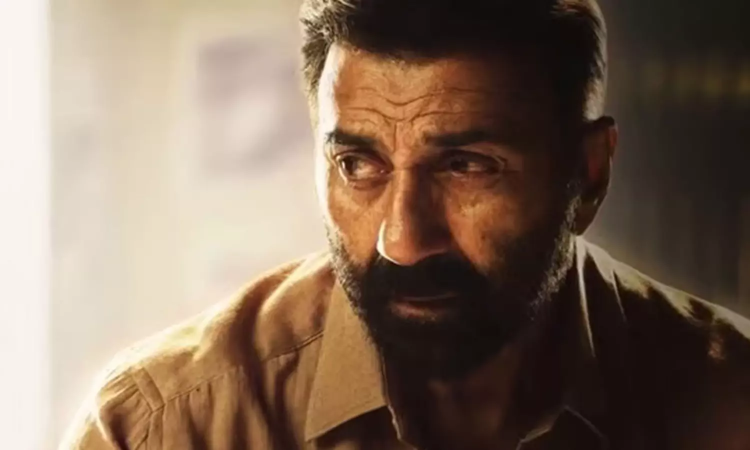 ఒక్క హిట్‌తో కుర్రాడయిన 68 ఏళ్ల సీనియర్‌ హీరో!!