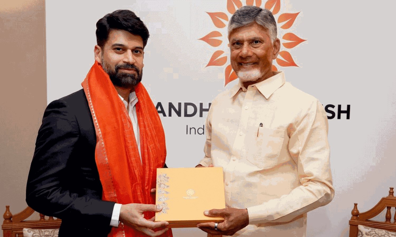 అమరావతికి శోభా గ్రూప్ గుడ్ న్యూస్... భారీ విరాళం, బాబు హర్షం!