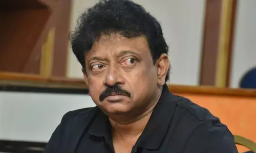 దీపావ‌ళిని మార‌ణ హోమంతో పోల్చిన ఆర్జీవీ
