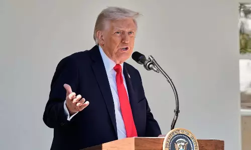 భారత్  విషయంలో మారిన ట్రంప్  స్వరం.. జాతకం చెబుతున్నారా?