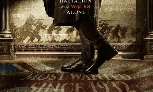 గూఢచారి ప్రభాస్ .. బ్రిటిష్ జెండాపై నడుస్తూ.. ఏంటి కథ?