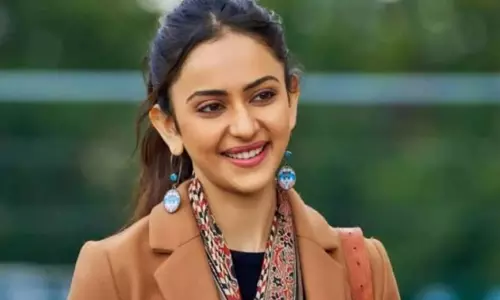 ర‌కుల్ మ‌ళ్లీ టాలీవుడ్ ప్ర‌య‌త్నాలా?