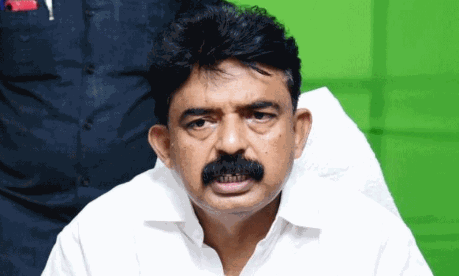 పేర్ని నానిపై రౌడీషీట్ తెరుస్తారా?  పొలిటిక‌ల్ ర‌చ్చ‌.. !