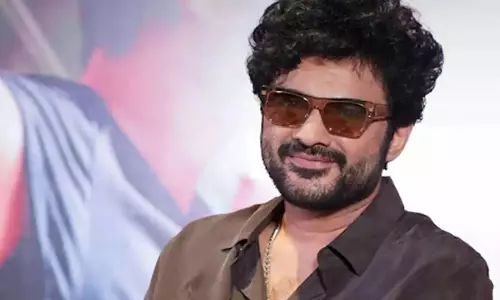 టిల్లు బాబు క్యూబ్ తో కొట్టే వ‌ర‌కూ కొత్త‌వి ఉండ‌వా?