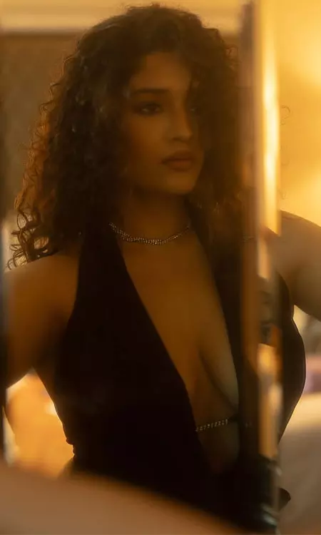 Ritika Singh Shines in Stunning New Photoshoot