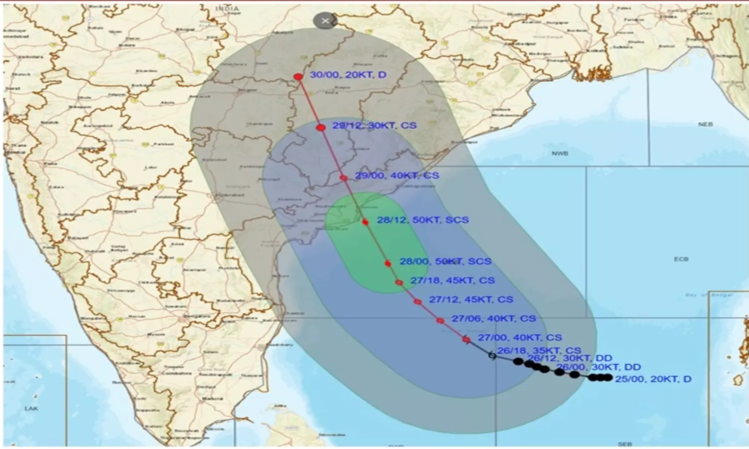 ప్రళయ భీకరంగా ఏపీ వైపు దూసుకొస్తున్న మోంథా