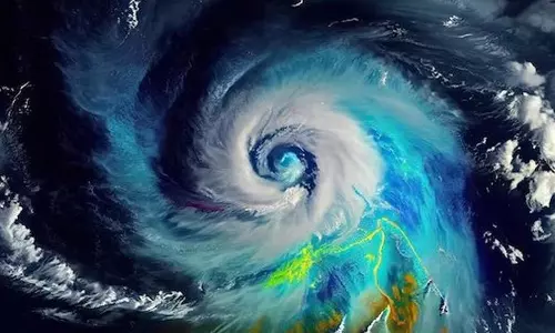 50 ఏళ్లలో 60 తుపానులు.. ఏటా కోస్తాకు కష్టాలు