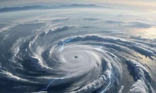 కోస్తాపై  మొంథా  జల ఖడ్గం