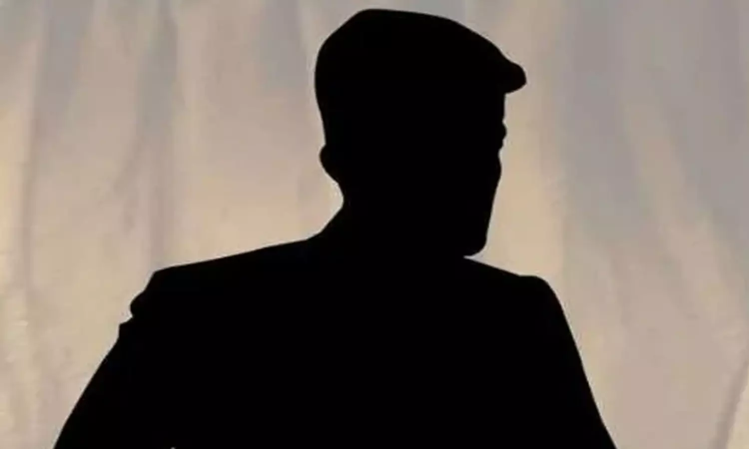 సైన్స్ ఫిక్ష‌న్ క‌థ‌తో యువ‌హీరో ప్ర‌యోగం