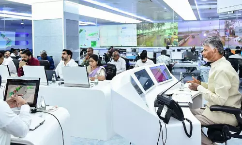 సీఎం సార్‌ను చూశాక‌.. ఇంటికి వెళ్ల‌బుద్ధి కాలేదు!