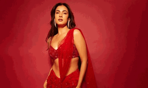 సంచ‌ల‌న ప్రాంచైజీలో పండ‌గ చేస్కో బ్యూటీ!