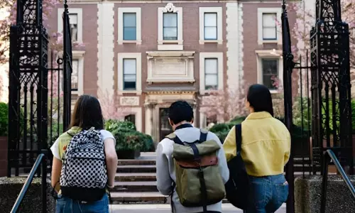 అమెరికాలో భారతీయ విద్యార్థులపై మరో పిడుగు