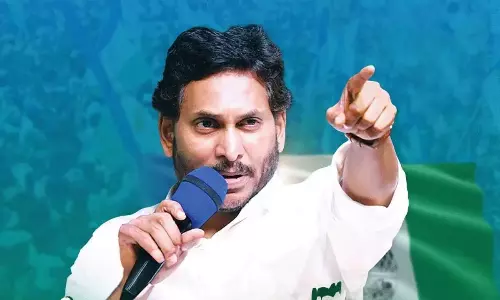 జగన్ ఆ ఒక్క పని చేస్తే  దెబ్బకు  వైసీపీ  సెట్ అవుతుందా ?