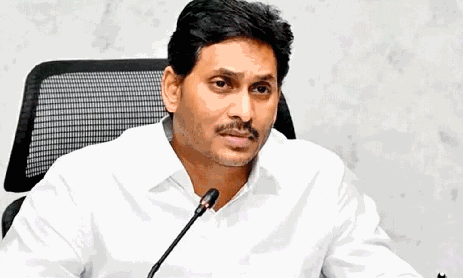 ఇలాగైతే ఎలాగ  జగనూ ?