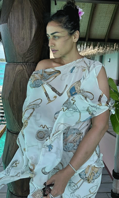 Namrata Shirodkar’s Glow Steals the Show