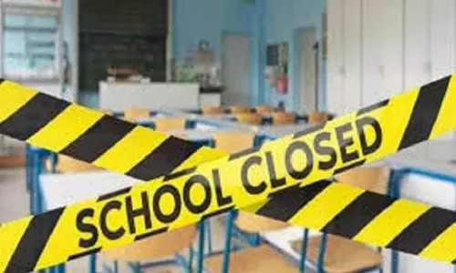 ఆ జిల్లాల్లో స్కూళ్లకు సెలవులు.. కాలేజీలు బంద్.. ఇక్కడ నో బంద్