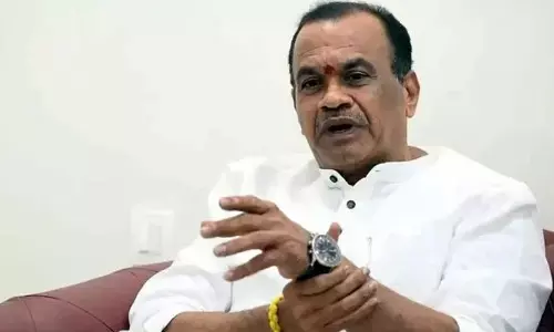 మంత్రి కోమ‌టిరెడ్డి అలిగారా?  కాంగ్రెస్‌లో చ‌ర్చ‌!