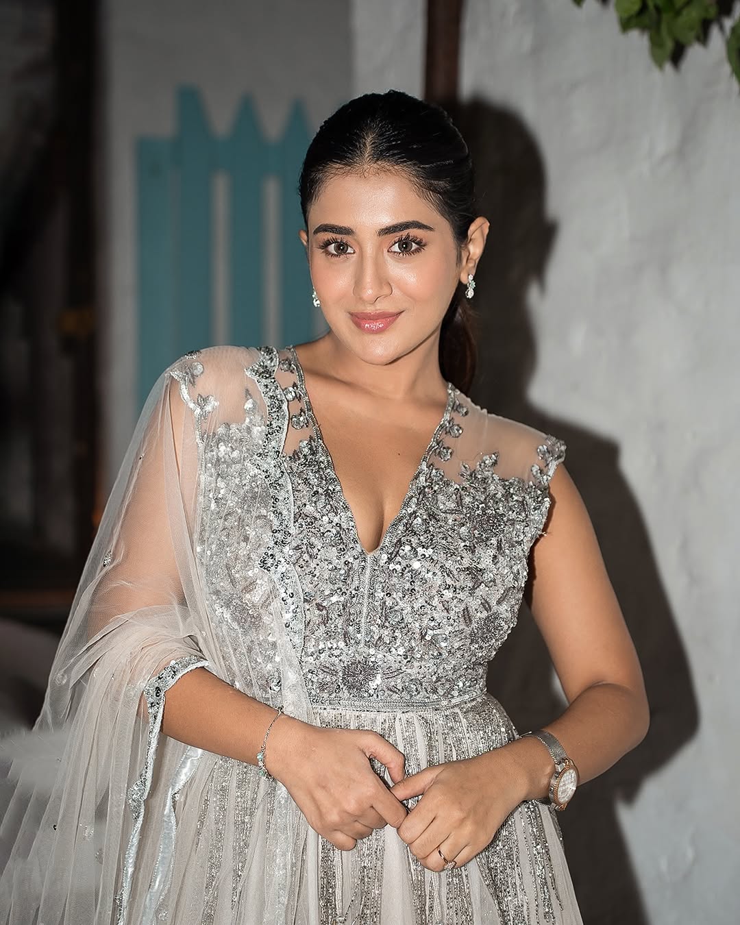 996331-571976913185323981090176203915495