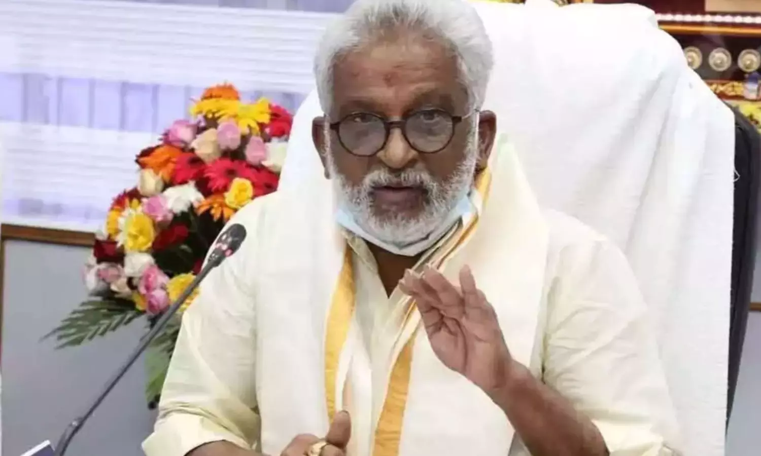 బిగ్ ట్విస్ట్... వైవీ సుబ్బారెడ్డి పీఏ రిమాండ్ రిపోర్ట్ లో సంచలన విషయాలు! బిగ్ ట్విస్ట్... వైవీ సుబ్బారెడ్డి పీఏ రిమాండ్ రిపోర్ట్ లో సంచలన విషయాలు!