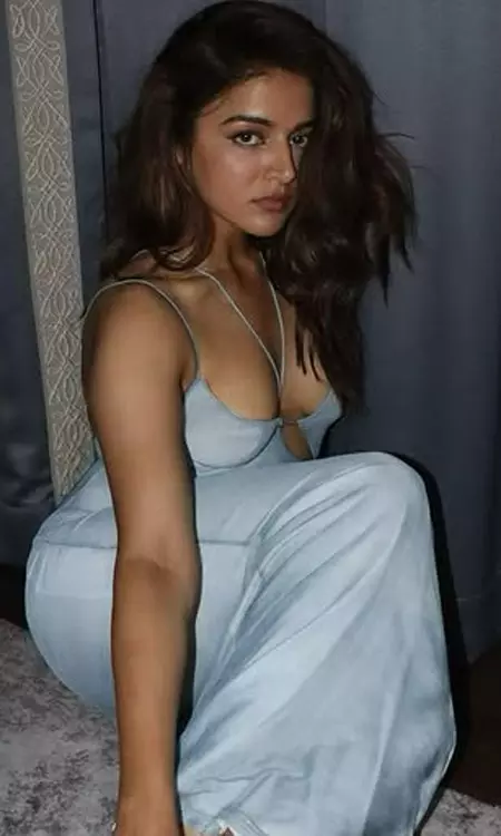 Chic & Trendy: Wamiqa Gabbi Shines