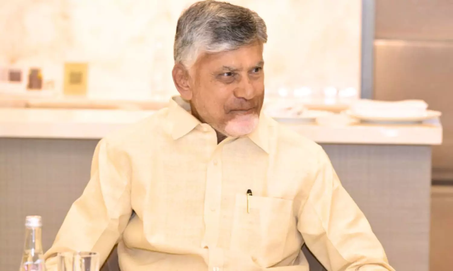 గ్రామ సచివాలయాలకు కొత్త పేరు...బాబు మదిలో ఉన్నది అదే !