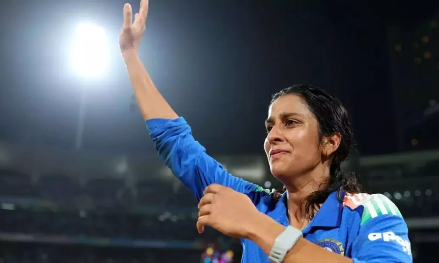 పాకెట్ డైనమైట్ జెమీమా.. మనీ పాకెట్ కూడా పెద్దదే..! పాకెట్ డైనమైట్ జెమీమా.. మనీ పాకెట్ కూడా పెద్దదే..!