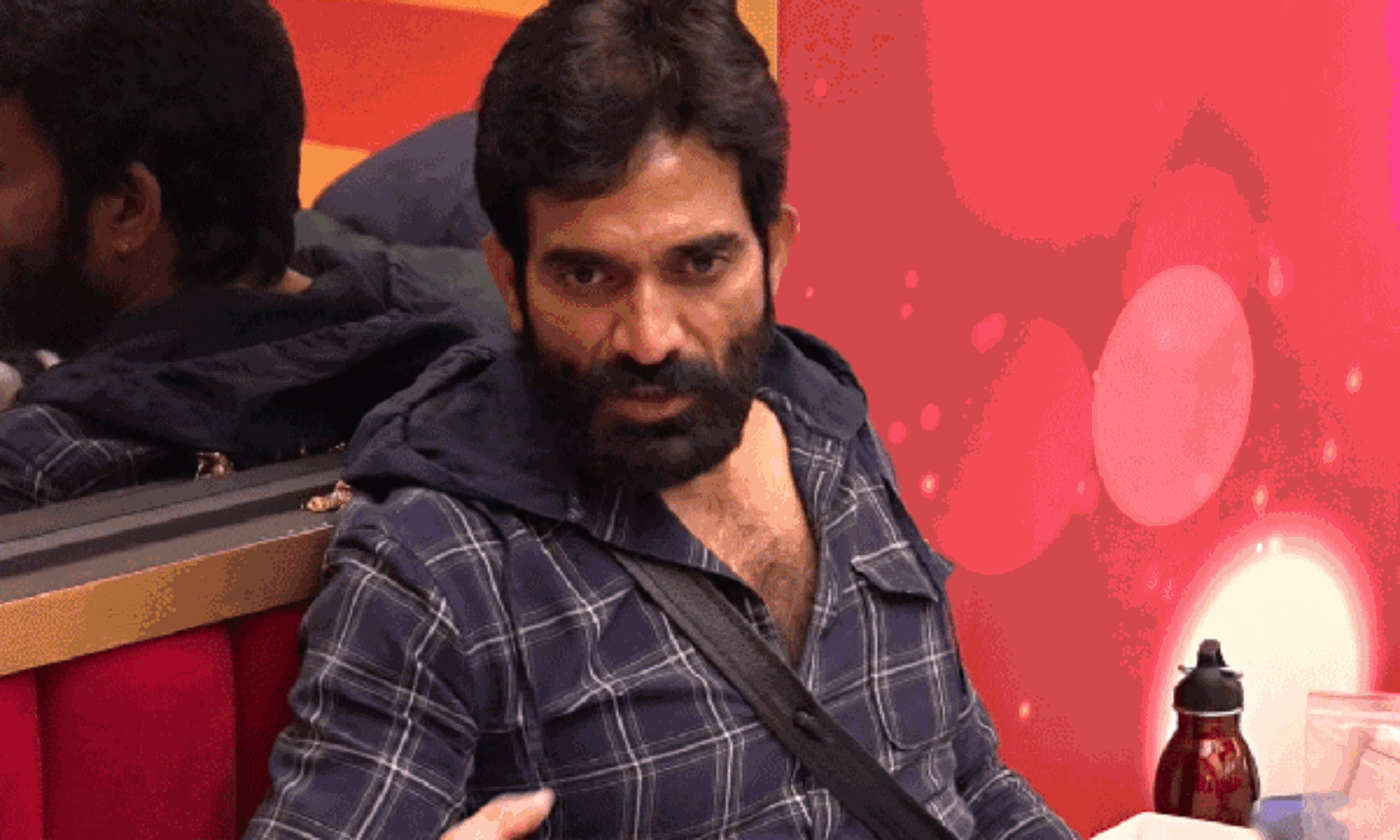 బిగ్ బాస్ 9.. బాబోయ్ భరణి మళ్లీ అదే మిస్టేక్స్..!