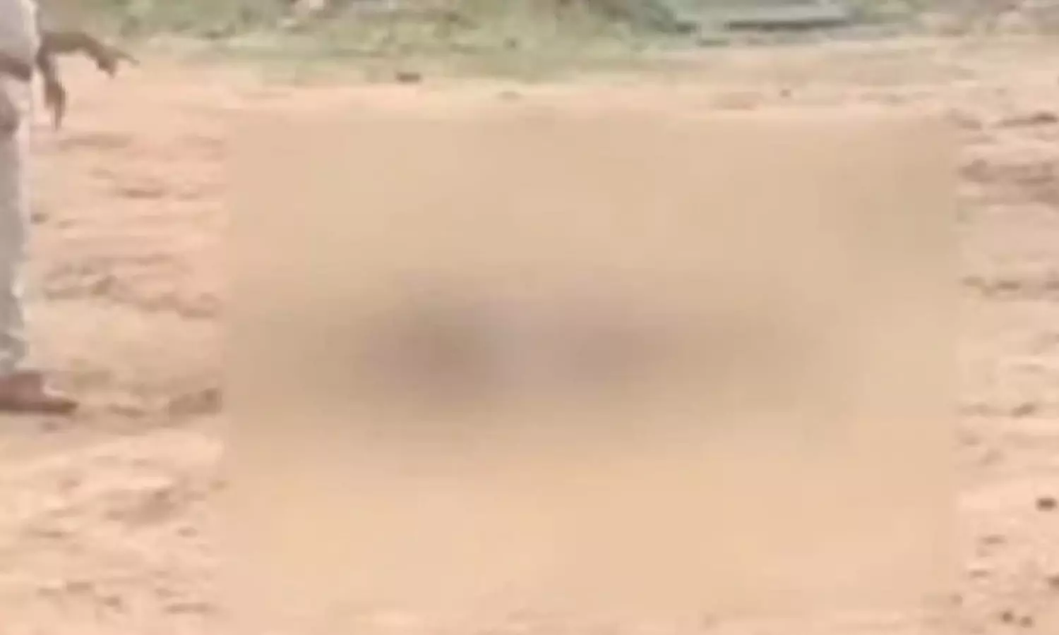 భీతి గొలిపే రీతితో మహిళ హత్య.. తల లేకుండా.. గోళ్లను సైతం..