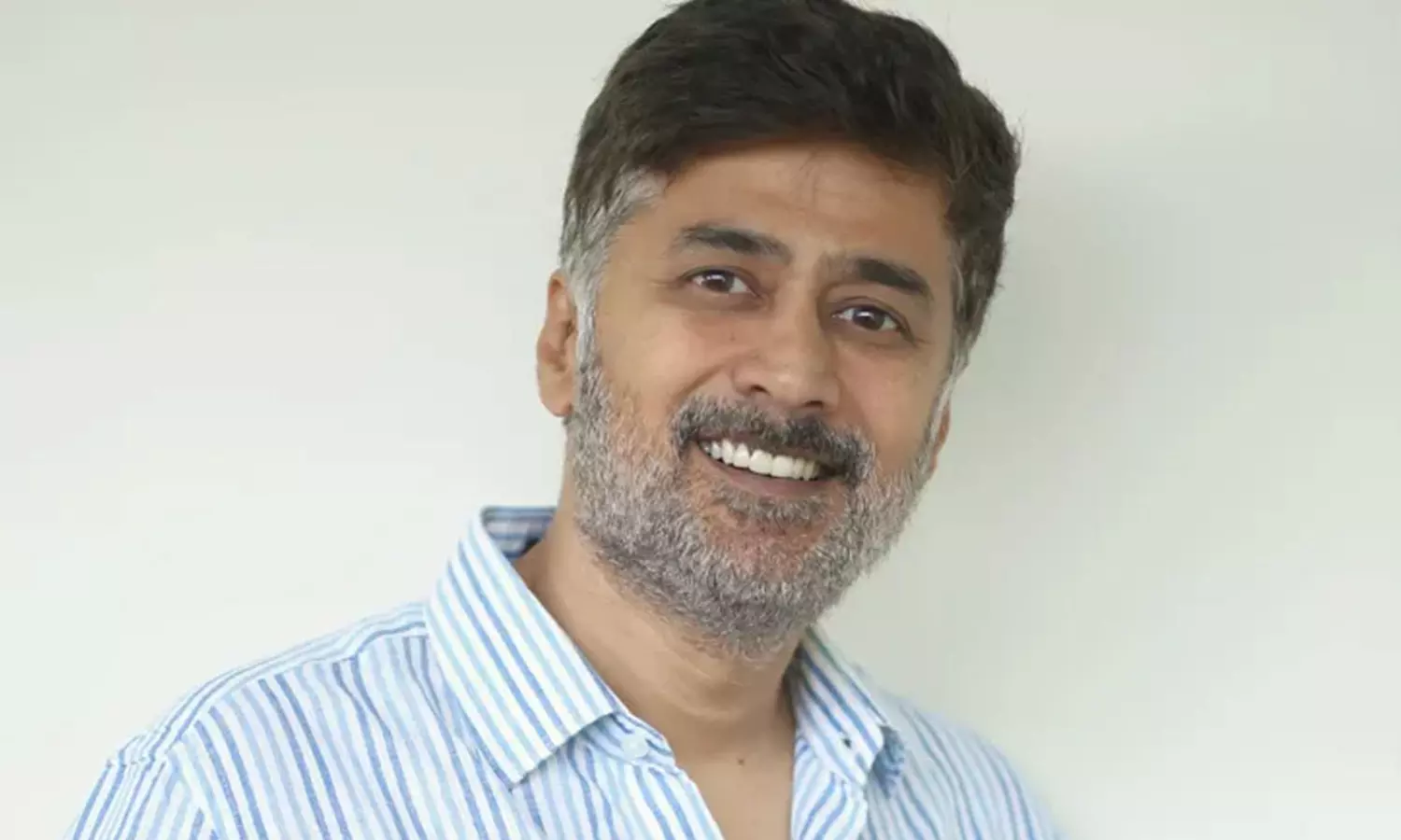 కాపీ కాదు రీమేక్.. అస‌లు సీక్రెట్ చెప్పిన ద‌ర్శ‌కుడు