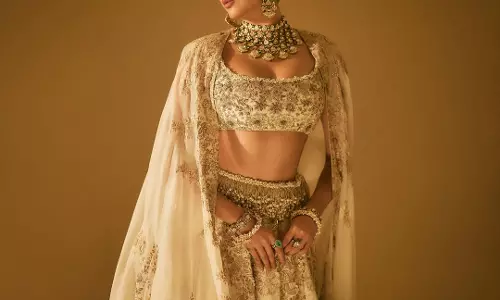 janhvi kapoor – timeless beauty in ivory elegance