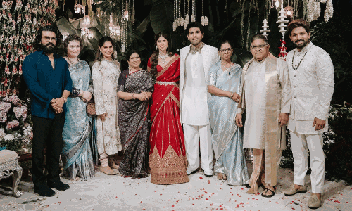 శిరీష్ ఎంగేజ్మెంట్.. బయటపడ్డ చరణ్, అర్జున్ బాండింగ్..!