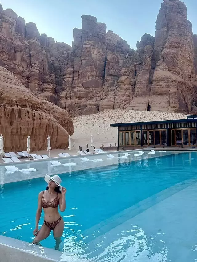 Sara Ali Khan Enjoys a Desert Getaway