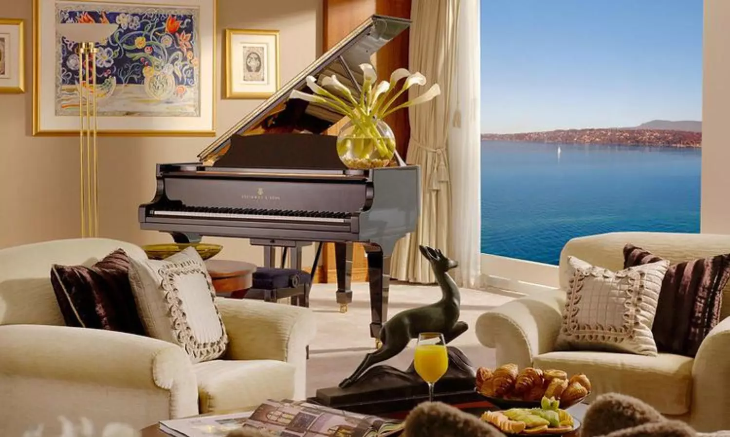 ప్రపంచంలోనే అత్యంత ఖరీదైన హోటల్.. ఒక రాత్రి బస ఖర్చు తెలిస్తే షాకే! ప్రపంచంలోనే అత్యంత ఖరీదైన హోటల్.. ఒక రాత్రి బస ఖర్చు తెలిస్తే షాకే!