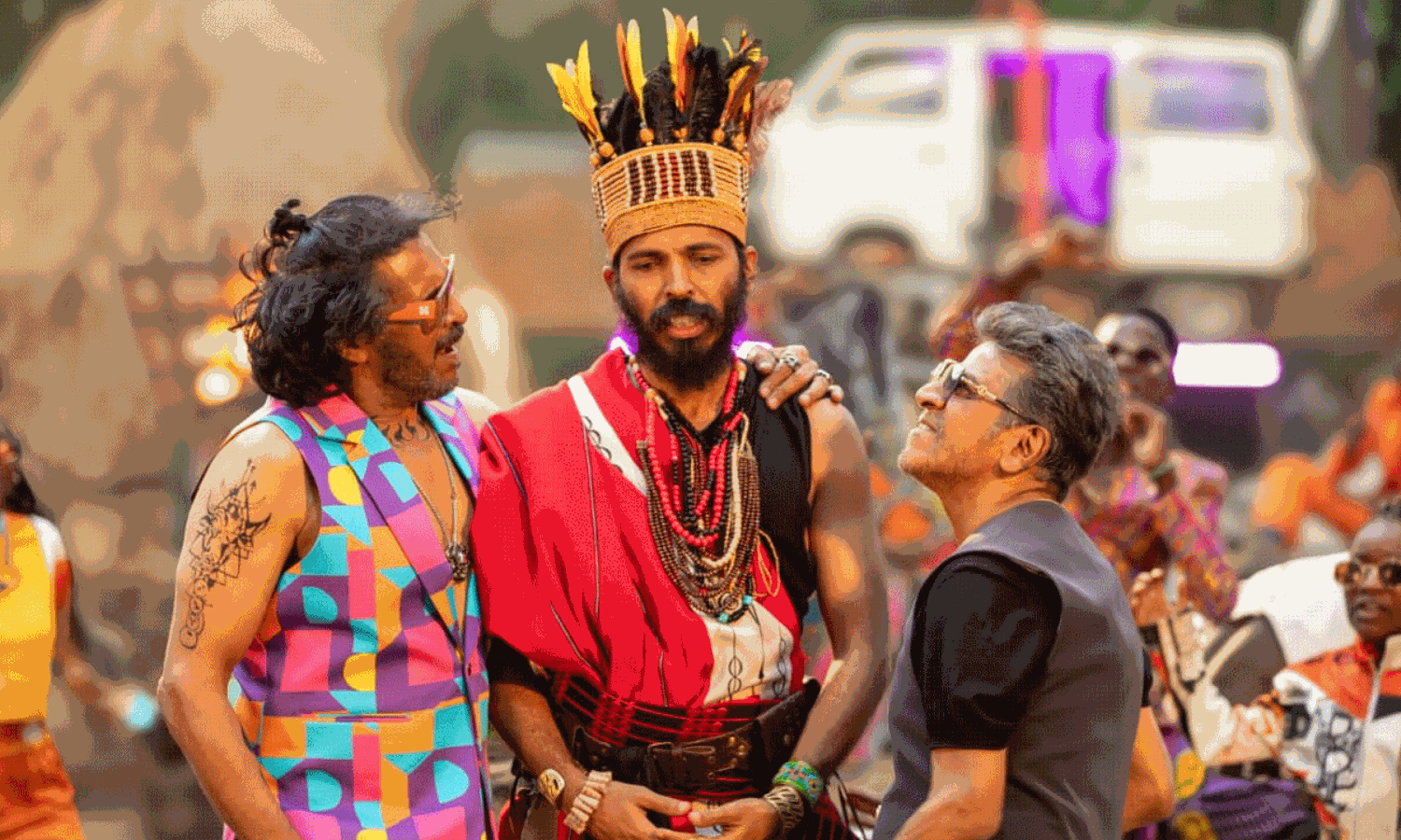 ఆఫ్రో ట‌పాంగ్ సాంగ్ .. ఆ వేషాలే సంథింగ్ స్పెష‌ల్