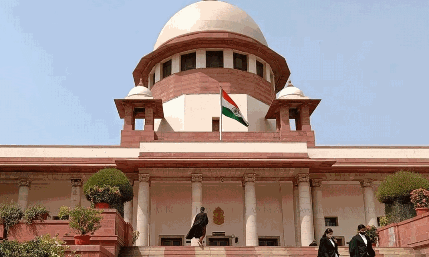 తండ్రి భారత్ - తల్లి రష్యన్.. బిడ్డ కస్టడీపై సుప్రీం కీలక వ్యాఖ్యలు తండ్రి భారత్ - తల్లి రష్యన్.. బిడ్డ కస్టడీపై సుప్రీం కీలక వ్యాఖ్యలు